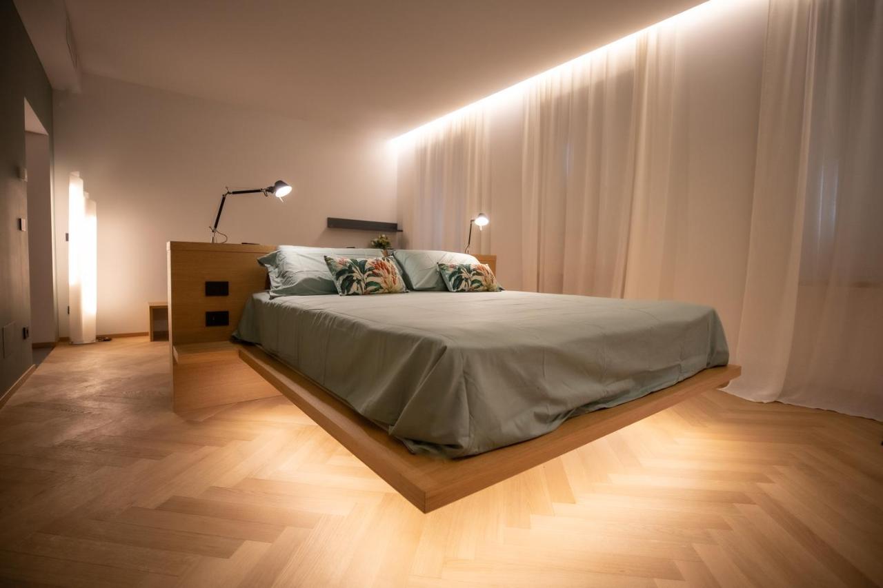 S1 Luxury Suites And Rooms 的里雅斯特 外观 照片