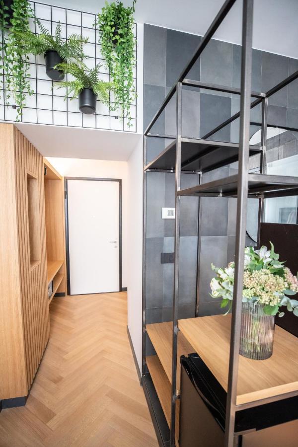 S1 Luxury Suites And Rooms 的里雅斯特 外观 照片